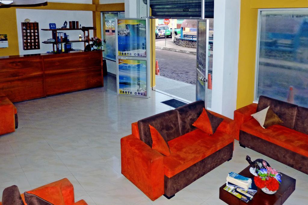 Hospedaje Brisas Del Pacifico Puerto Ayora (Galapagos Islands) Exterior foto